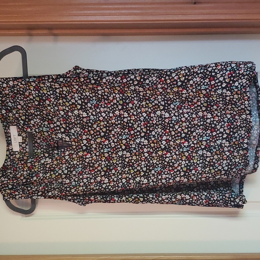 Loft flowery tank blouse